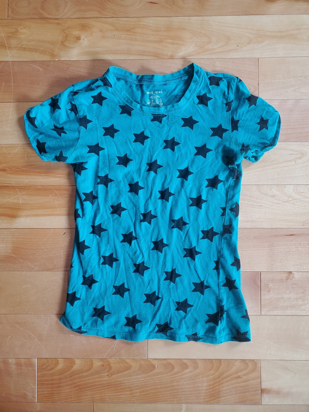 Wet Seal Teal Short Sleeve Tee with Black Star Print